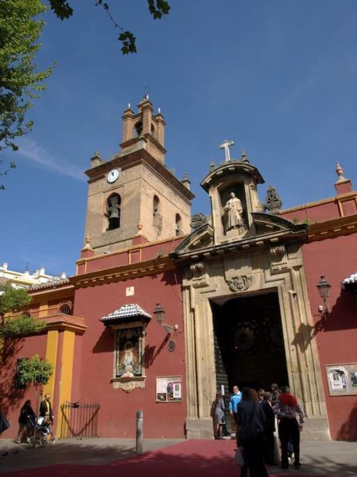 Puerta De San Juan Apartment *